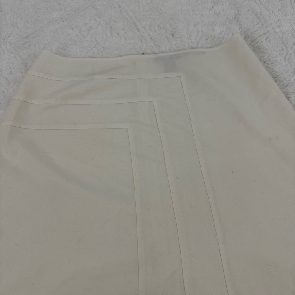 Norton McNaughton Cream Pencil Skirt for Work